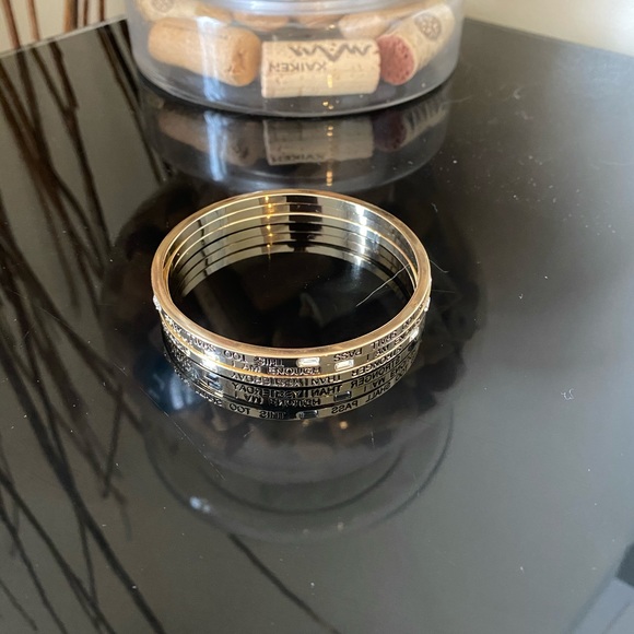 Gold tone Inspirational bangle bracelets - Picture 2 of 5